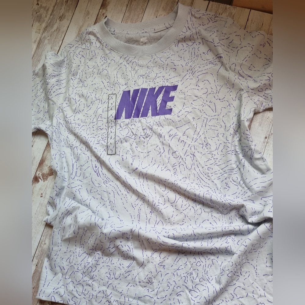 Youth Nike Tshirt Large